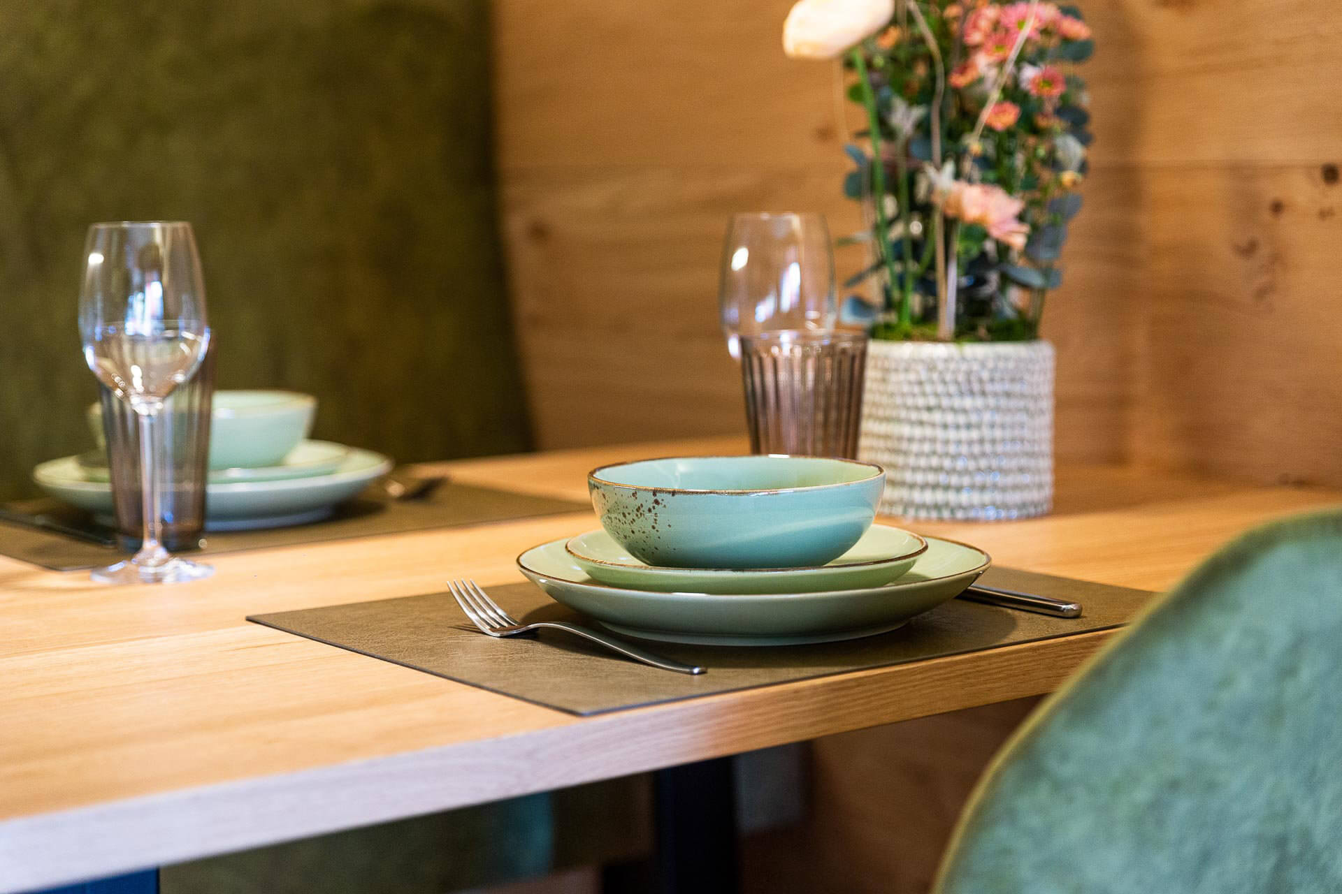 Table - City Suite Standard