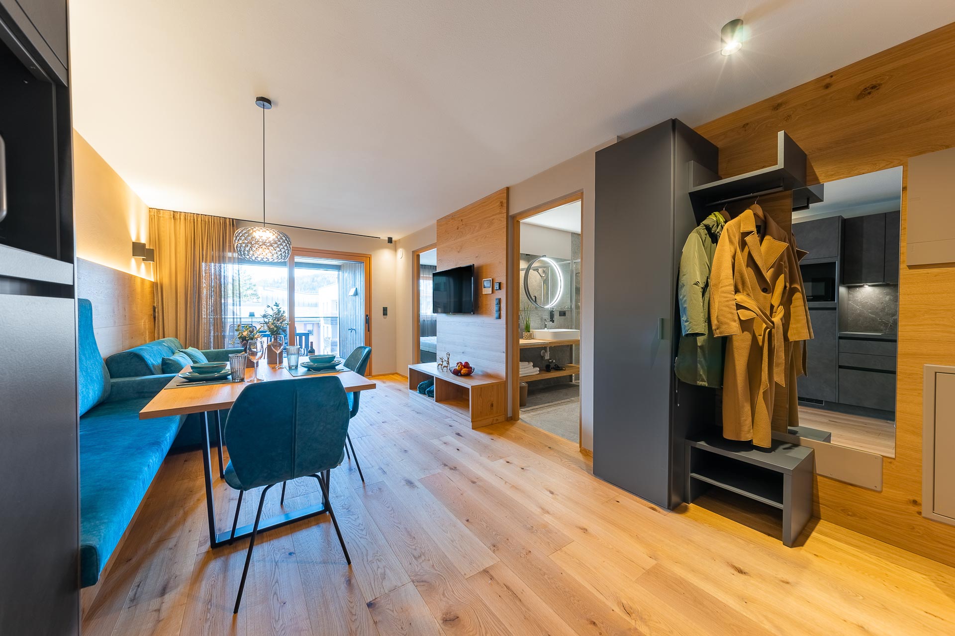 Beautiful living area - City Suite Superior